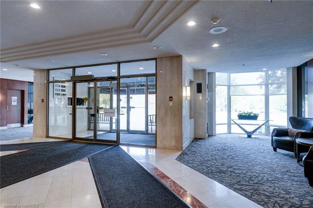 420 - 2511 Lakeshore Road