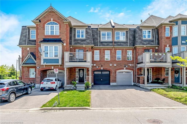 218 Mortimer Crescent