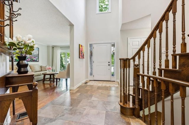 1273 Old Bridle Path