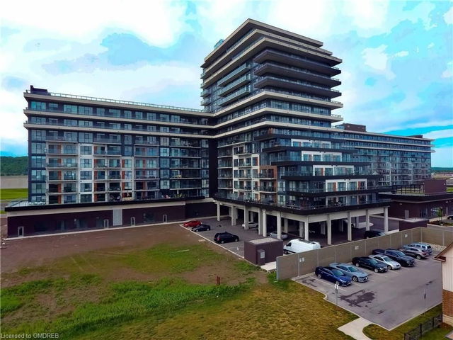 512 - 550 North Service Road
