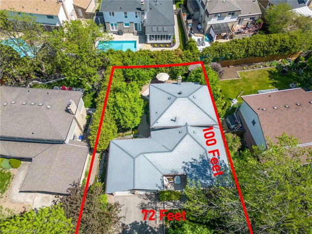 2495 Woburn Crescent