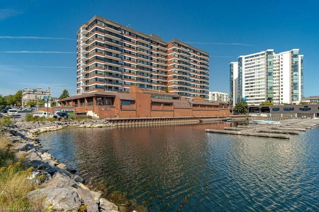 1102 - 165 Ontario Street