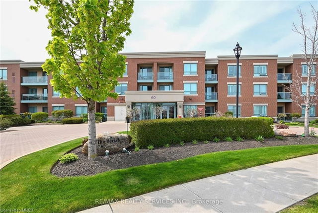 216 - 60 Via Rosedale Way