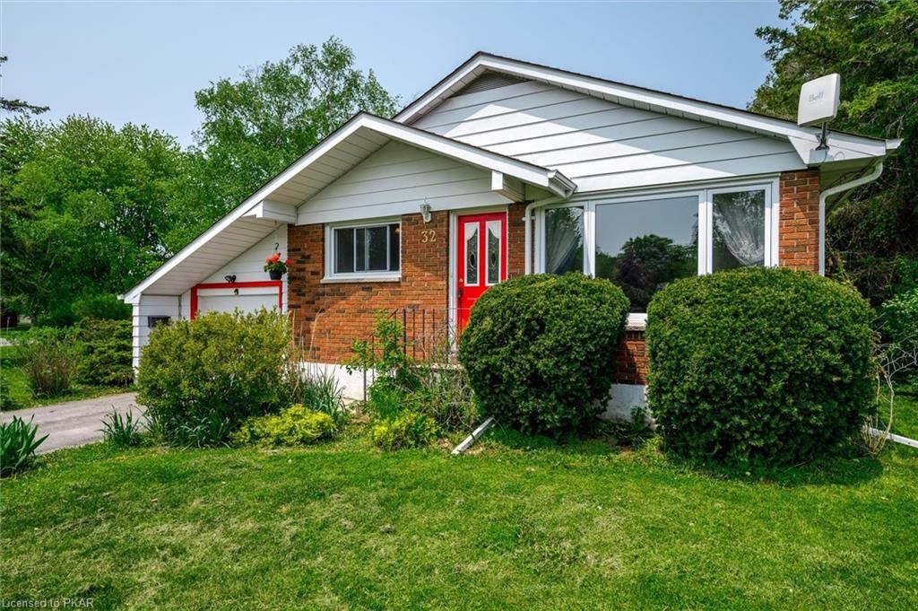 Single Family Residence sold at 32 Chrisval Avenue, Trenton, ON, K8V 5P7 - Murray Ward - MLS: 40426312