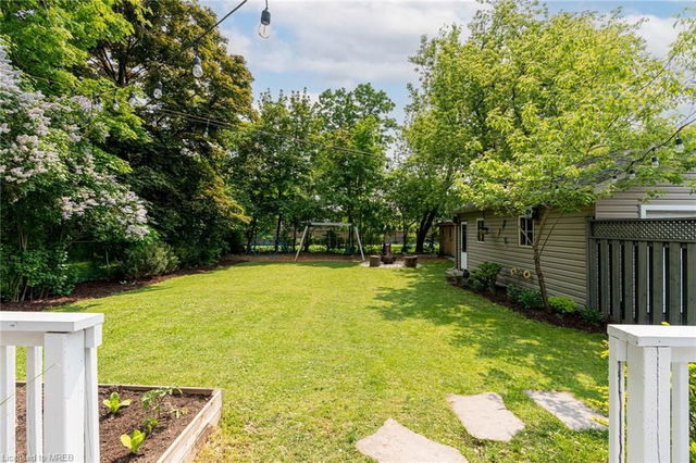 258 Jennings Crescent