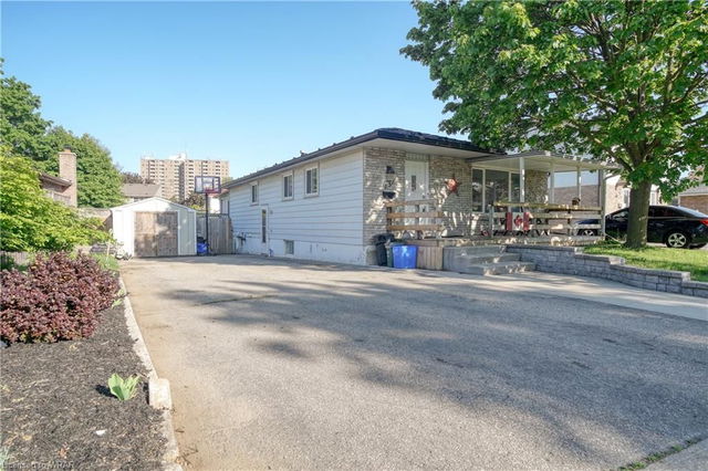 137 Cedarwoods Crescent
