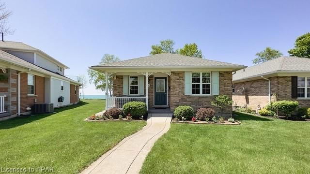 265 Bethune Crescent