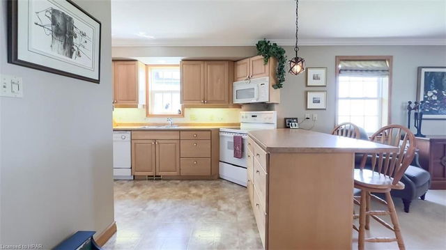 265 Bethune Crescent