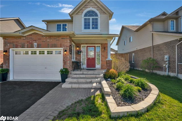86 Armeda Clow Crescent