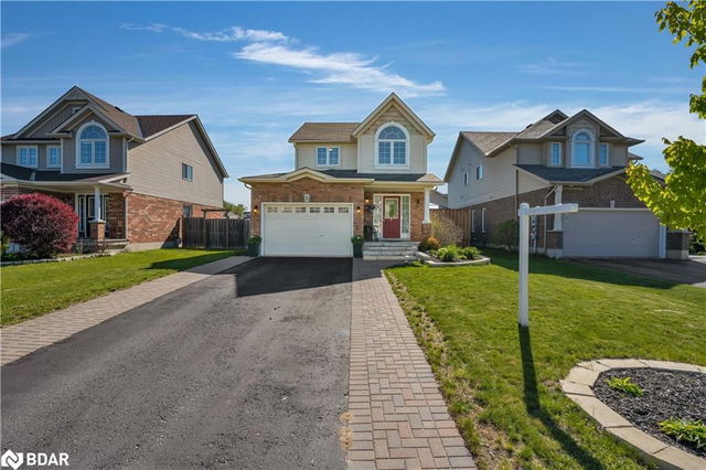 86 Armeda Clow Crescent
