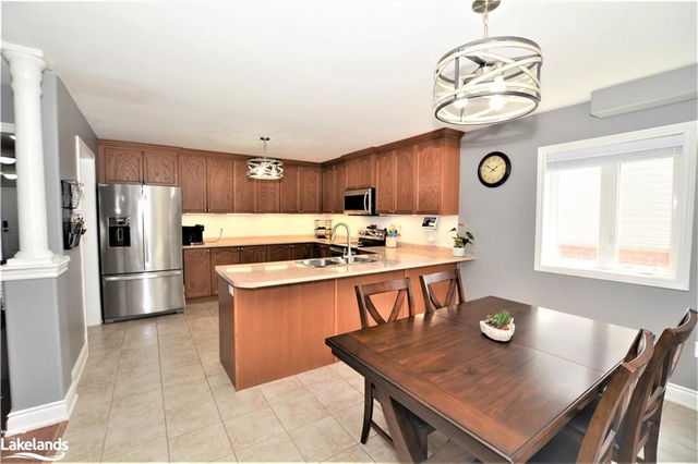 3072 Emperor Drive