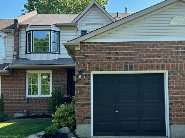 20 Hedgelawn Drive