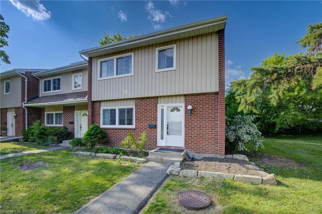 10 - 121 University Avenue