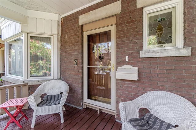 3 Playter Crescent