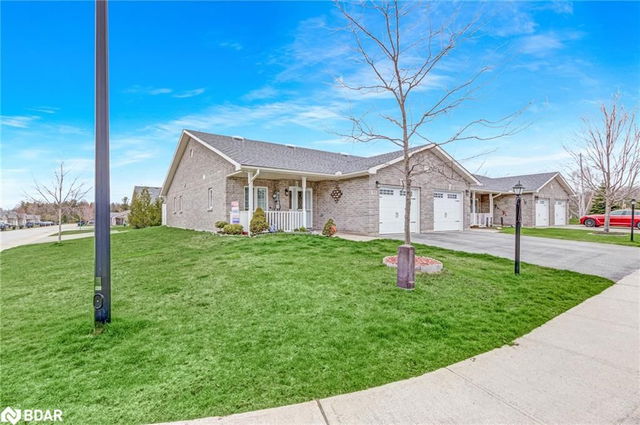95 Clover Crescent