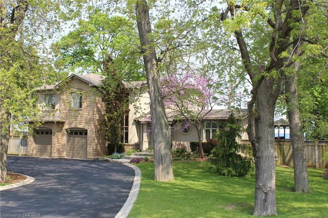 3338 Lakeshore Road