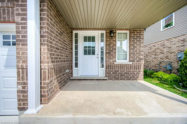 9 Freer Drive