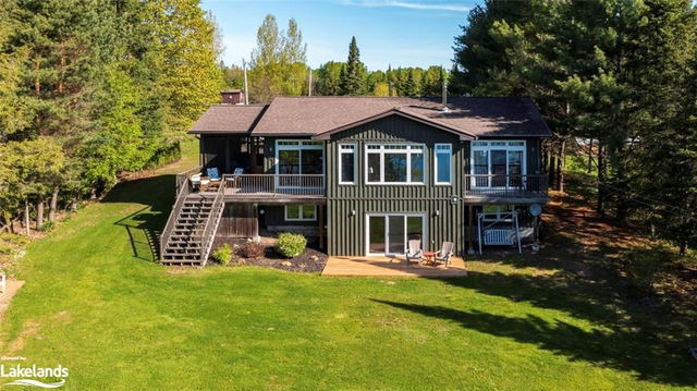 14 Lakeside Drive
