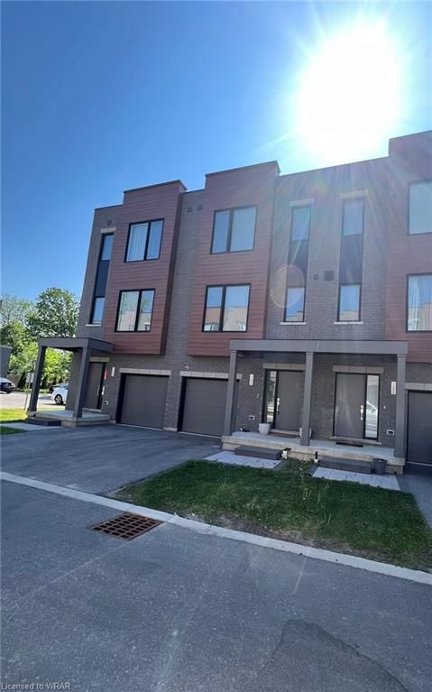 18 - 107 Concession Street