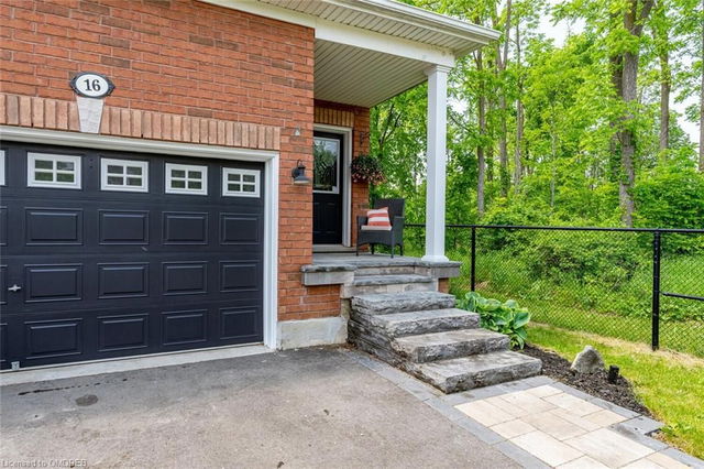 16 Meadowlark Drive