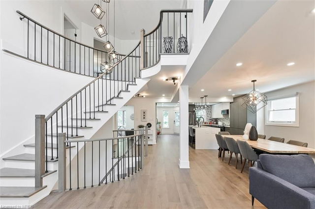 4103 Wheelwright Crescent