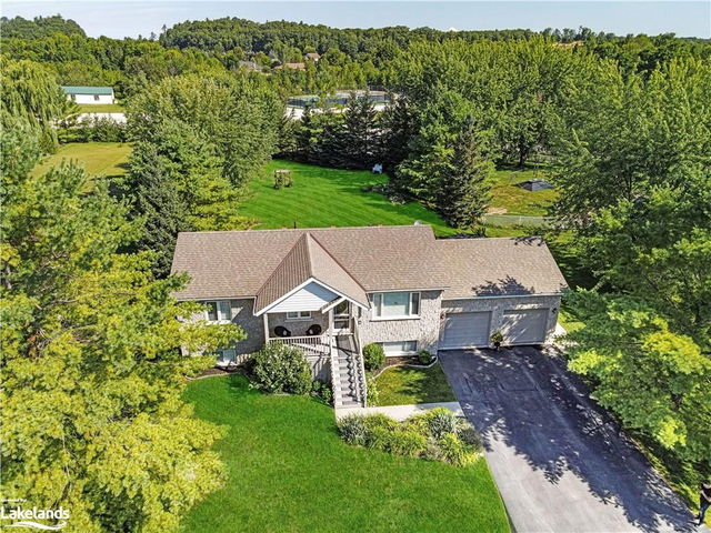4 Lamont Creek Drive