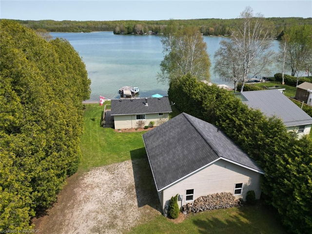 135 Lakeview Road