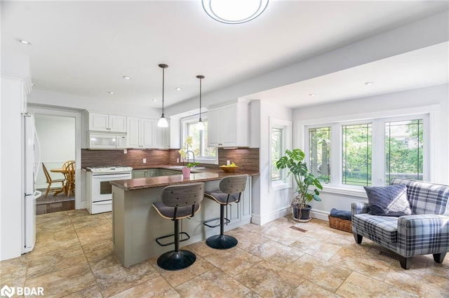 853 Nantyr Drive