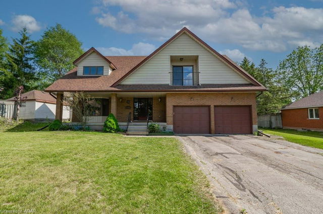 15 Woodridge Drive