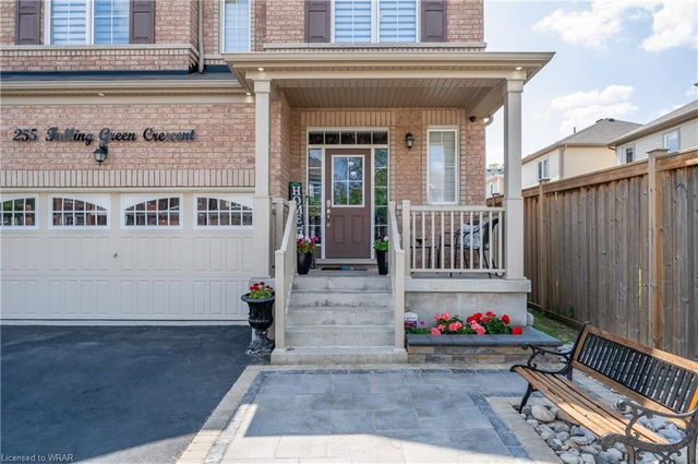 255 Falling Green Crescent