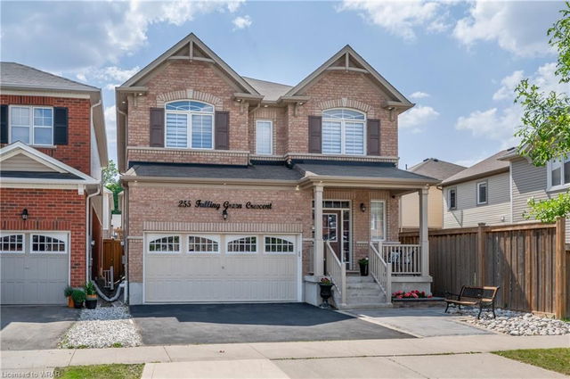 255 Falling Green Crescent