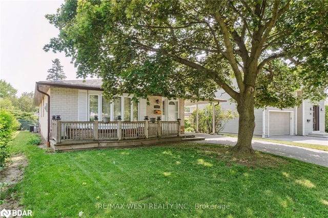 512 Woodward Avenue