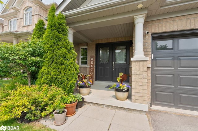 26 Herefordshire Crescent