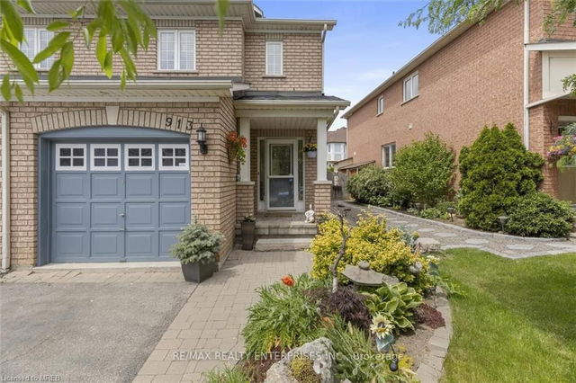 913 Tambourine Terrace