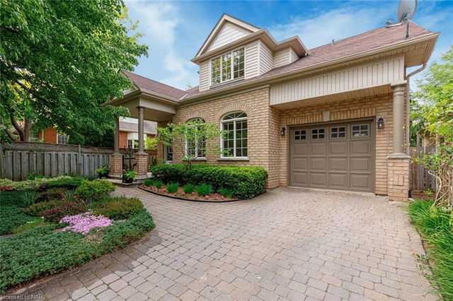 22 Callary Crescent
