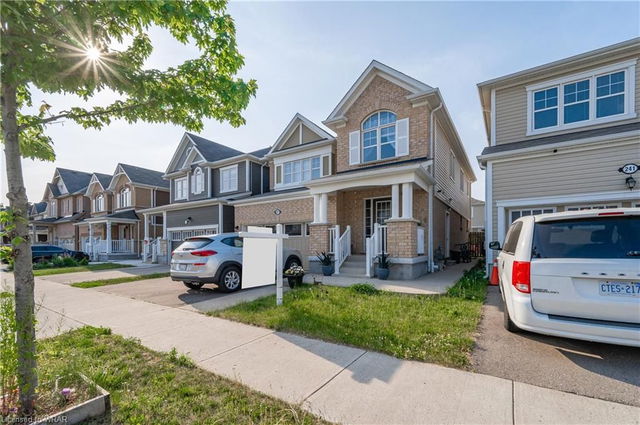237 Shady Glen Crescent