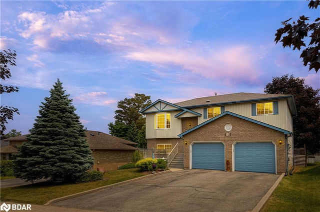 15 Mayfair Drive