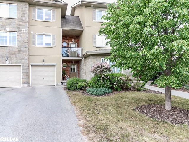 7 - 49 Ferndale Drive