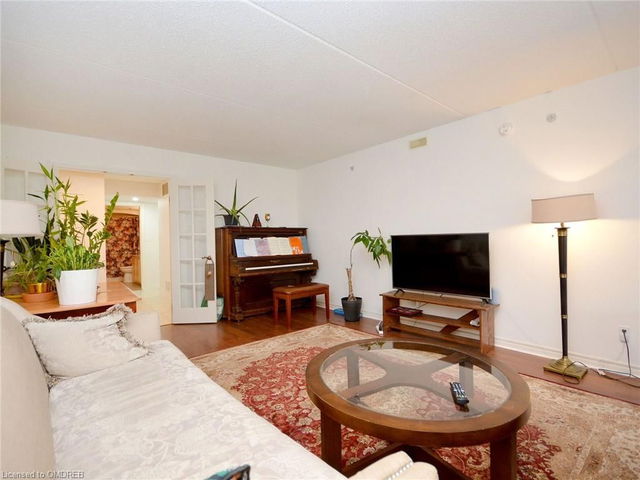 311 - 1460 Bishops Gate