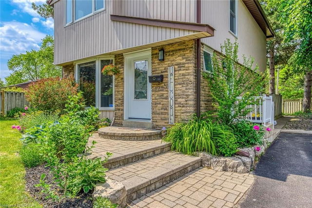 33 - 59 Kenninghall Boulevard