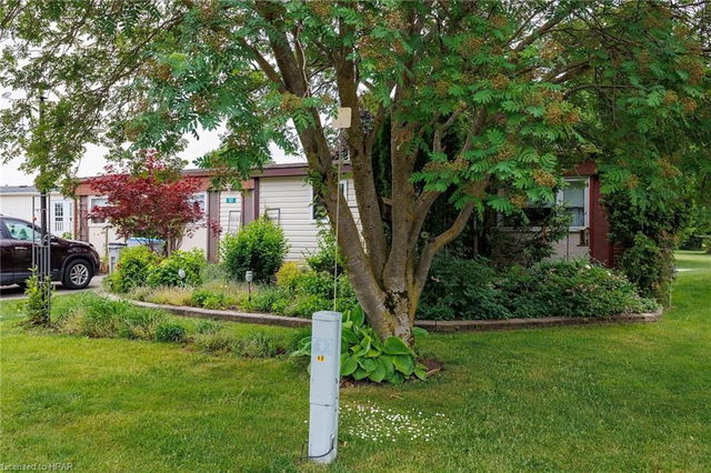 52 Fairview Crescent