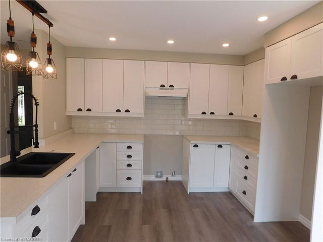 284 Forest Glen Drive
