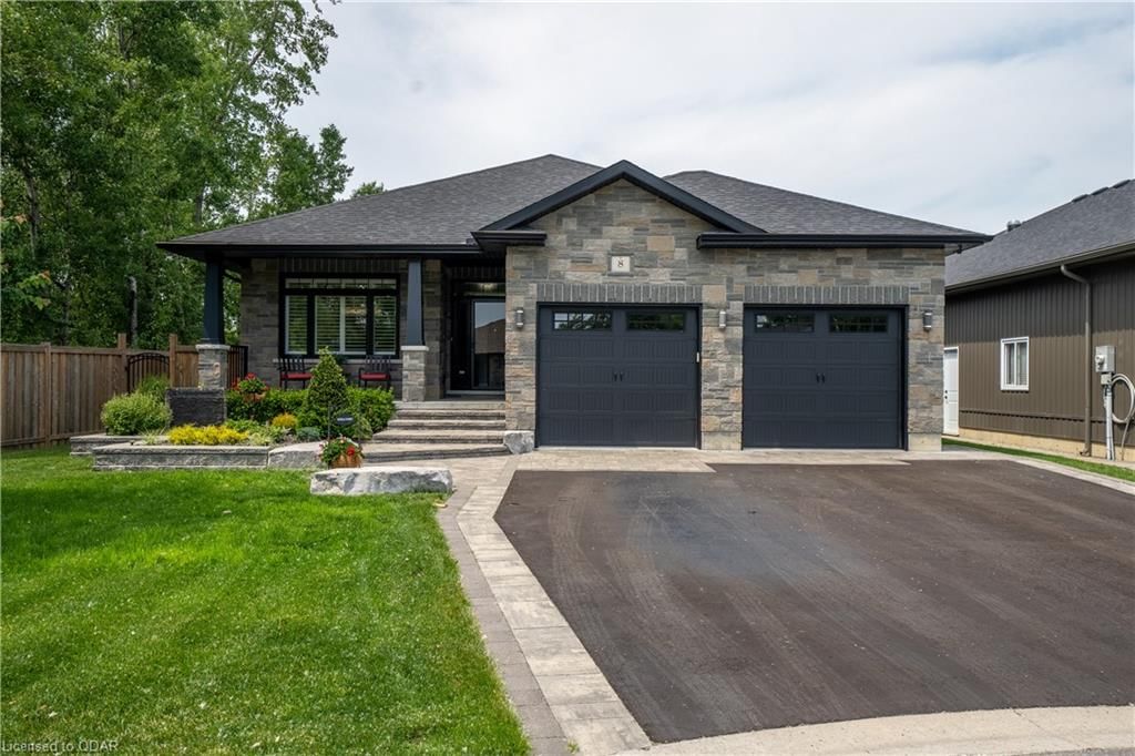 Single Family Residence sold at 8 Sylvan Street, Trenton, ON, K8V 0C6 - Murray Ward - MLS: 40438432