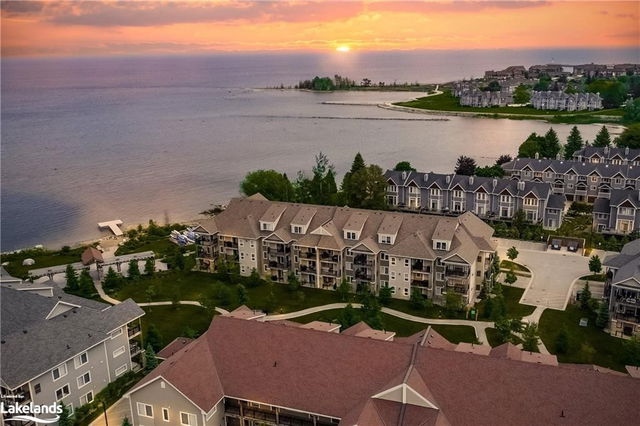 302 - 4 Cove Court
