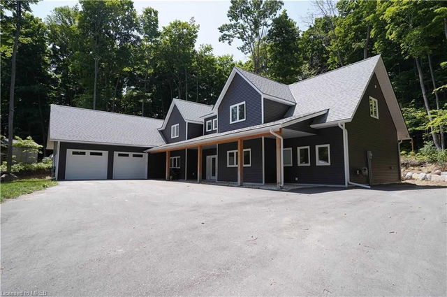 30 Blue Jay Court