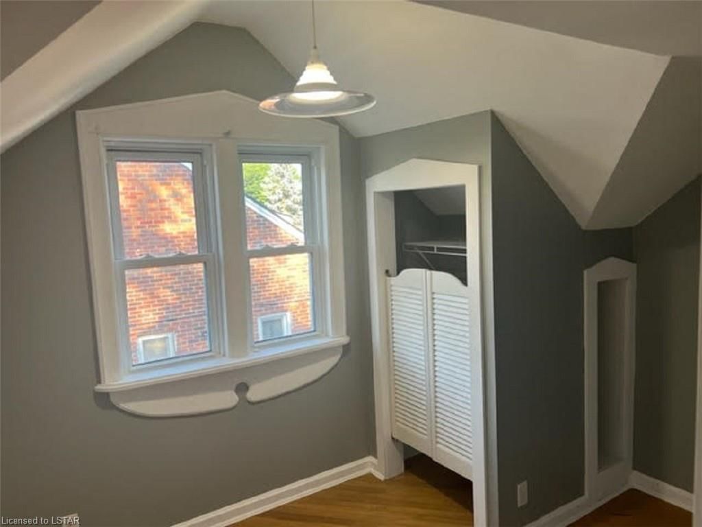 Single Family Residence sold at 1191 Albany Street, London, East G, N5W 3L6 - MLS: 40450210