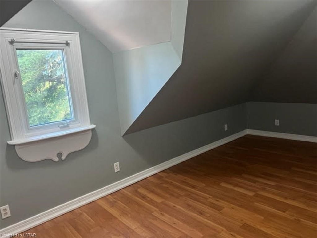 Single Family Residence sold at 1191 Albany Street, London, East G, N5W 3L6 - MLS: 40450210