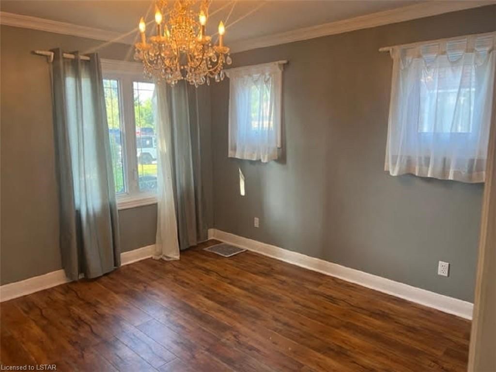 Single Family Residence sold at 1191 Albany Street, London, East G, N5W 3L6 - MLS: 40450210