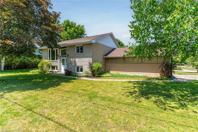 602 Centennial Crescent
