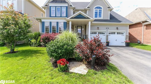100 Mount Crescent